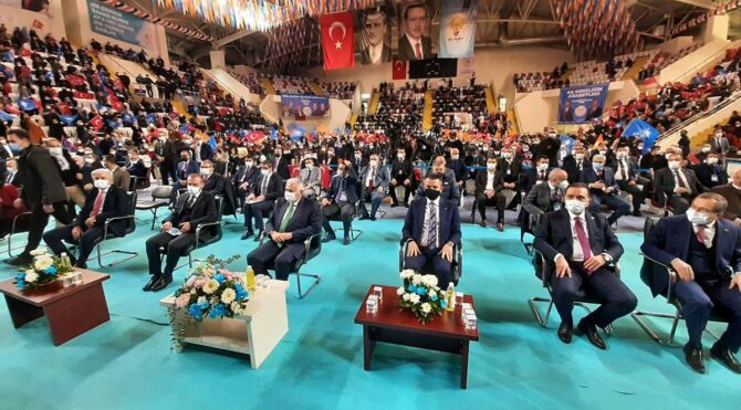 AKP il kongresinde dikkat çeken liste