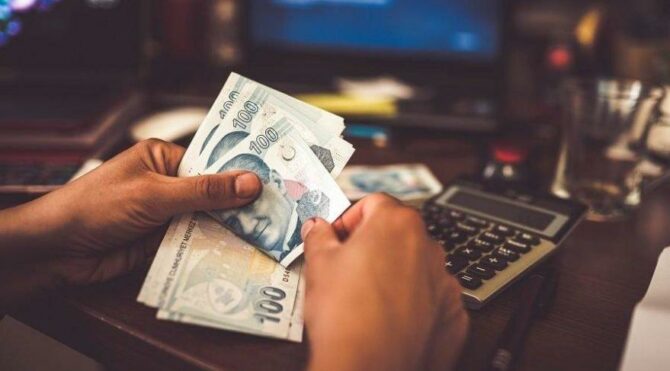 AKP’li Belediyeye kısa çalışma ödeneği tepkisi: İşçiler mağdur ediliyor