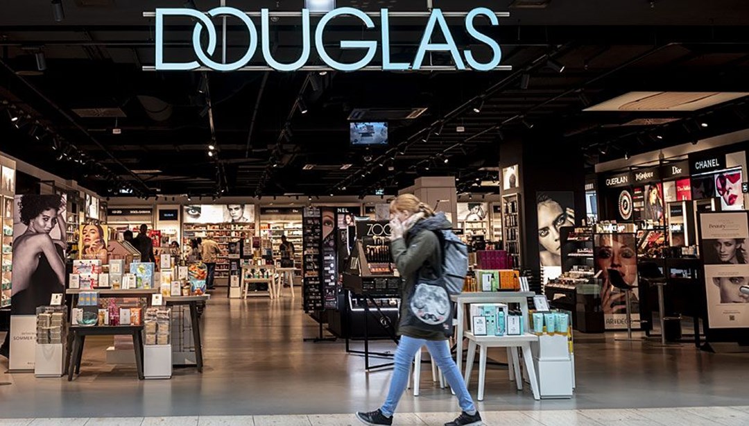 Alman kozmetik devi 500 mağaza kapatıyor