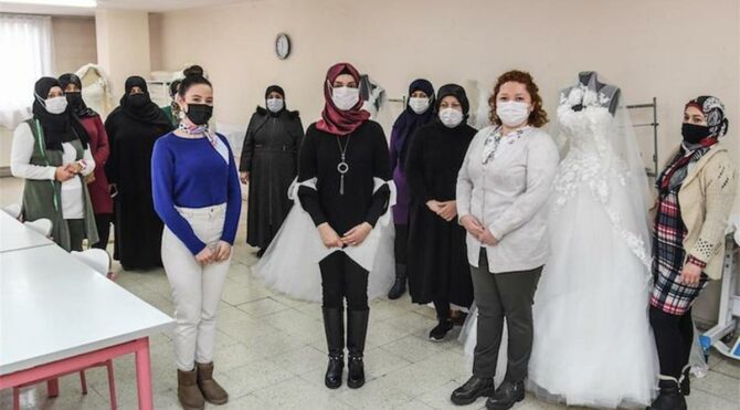 Ankara Büyükşehir Belediyesi’nden mülteci kadınların istihdamına destek