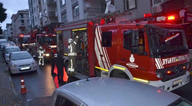 Avcılar’da yangına damacanalı müdahale