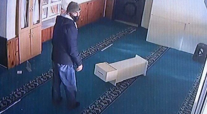 Aynı gün iki camiyi soydu, suç kaydı kabarık çıktı
