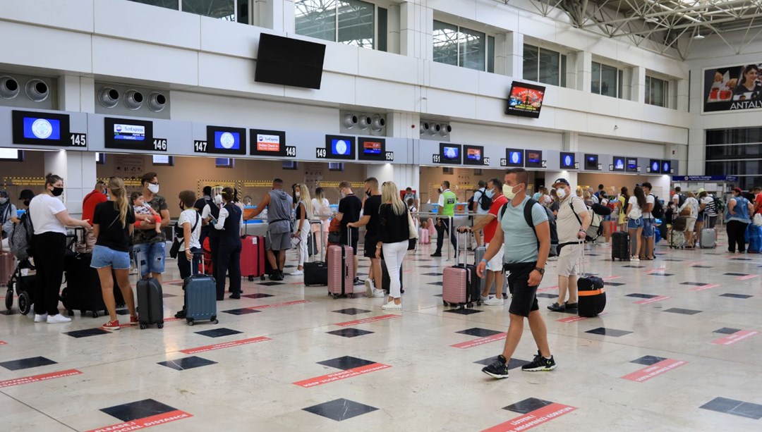 Bakan Ersoy: Hedefimiz 31 milyon turist