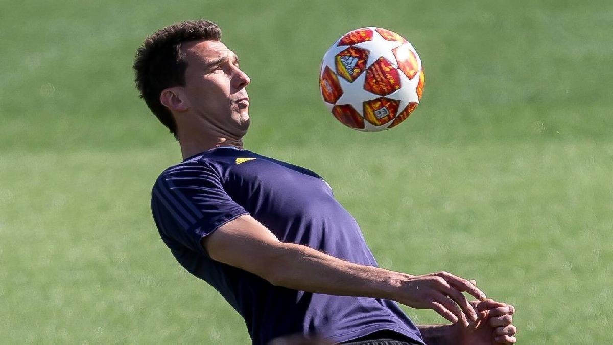 Beşiktaş’a kötü haber… Mandzukic’e sürpriz talip