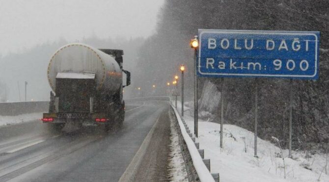 Bolu’da hamile ve engelli memura 1 gün kar izni