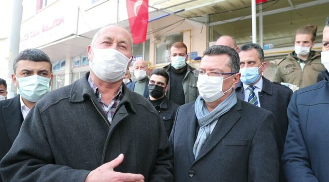 Burdur’da esnaf böyle isyan etti: Açız, aç, aç