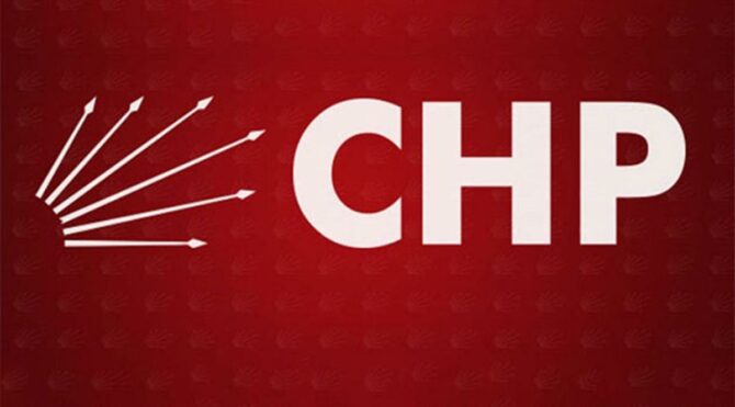 CHP’de iki istifa kararı