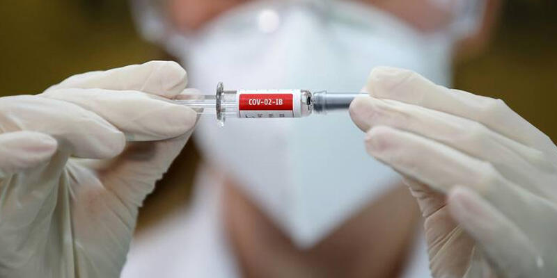 Çin'de Kovid-19 aşısı riskli gruplara uygulanmaya başlandı