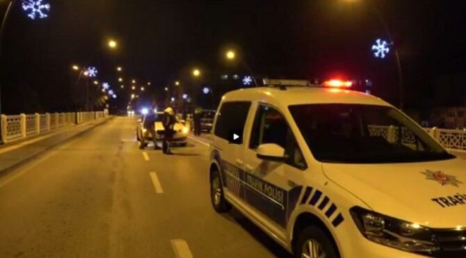 Covid-19’lu babasının arabasını izinsiz aldı, ortalığı birbirine kattı