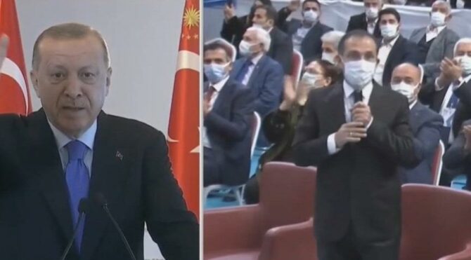 Erdoğan ile AKP il başkanı arasında ‘Rabia’ selamı diyaloğu