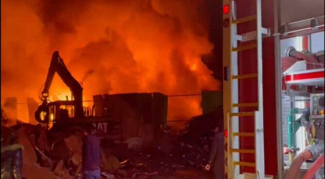 Eskişehir’deki geri dönüşüm fabrikasında yangın