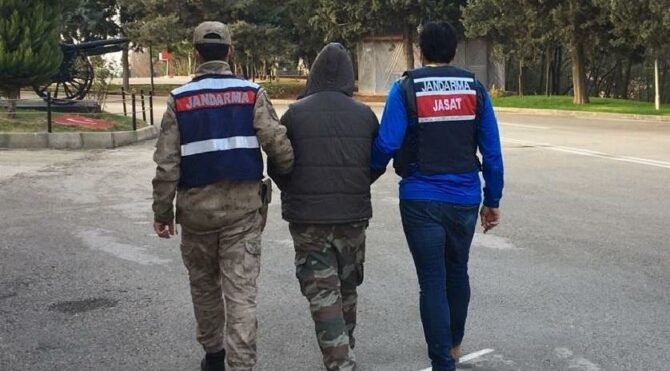 Etrafa ateş açan kar maskeli şahıs kümeste yakalandı