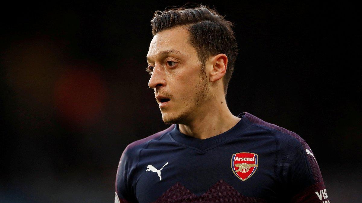 Fenerbahçe ve Mesut Özil dünyanın gündeminde