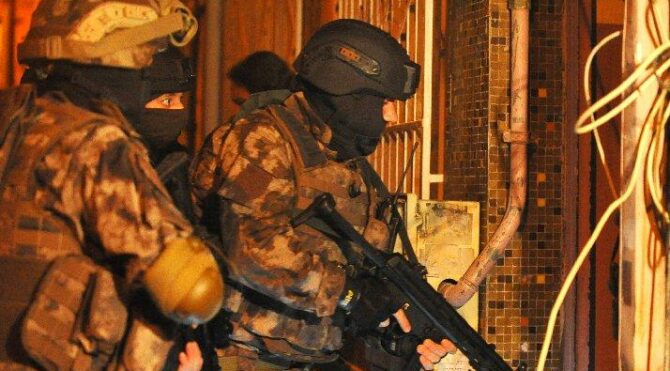 FETÖ’nün ‘güncel kadın’ yapılanmasına operasyon