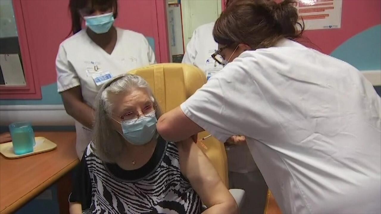 Fransa aşılamada alay konusu oldu | Video