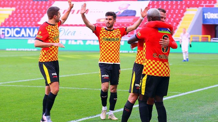 Göztepe evinde Gençler’i 4 golle dağıttı!