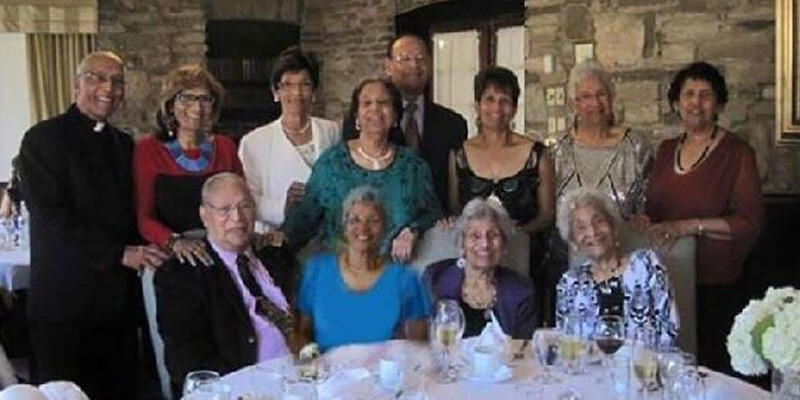 Guinness'te ilginç rekor! 12 kardeşin yaşları toplamı 1042