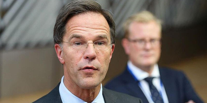 Hollanda Başbakanı Rutte, aşılama stratejisinde hata yaptıklarını itiraf etti