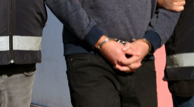 İstanbul’da PKK operasyonu: 3 gözaltı