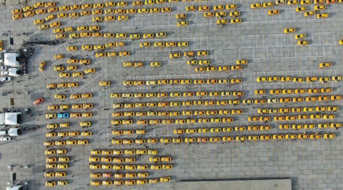 İstanbul’da taksimetre kuyruğu