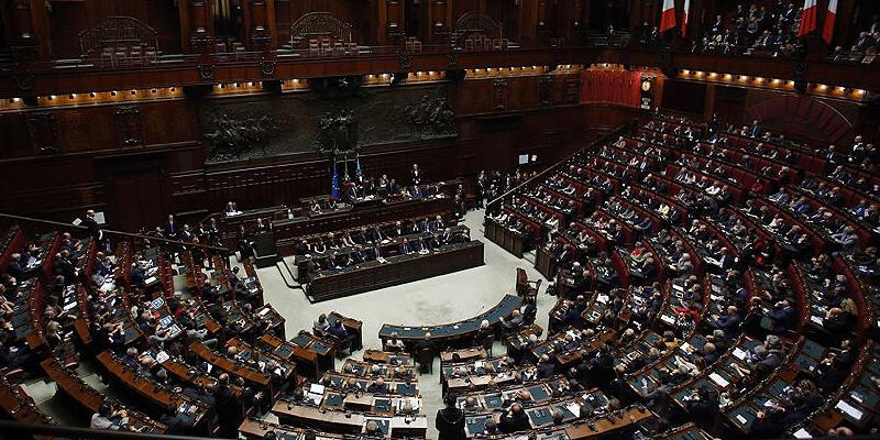 İtalya'da koalisyon krizi! Hükümetten çekildiler