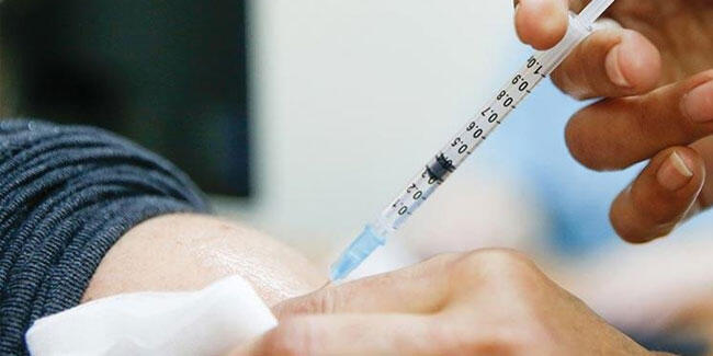 İtalya'da Kovid-19'a yönelik aşılama kampanyası yavaşladı