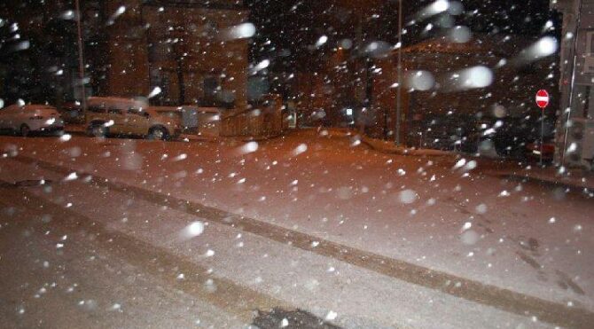 Kar İstanbul’un kapısına dayandı