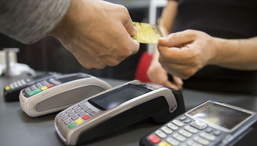 Kartlı alışverilerde 1 trilyon lira barajı aşıldı