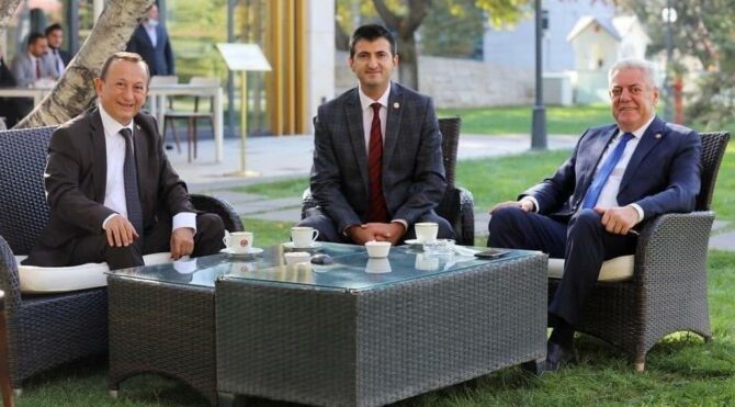 Kılıçdaroğlu, kendisine mektup yazan üç milletvekiline randevu verdi