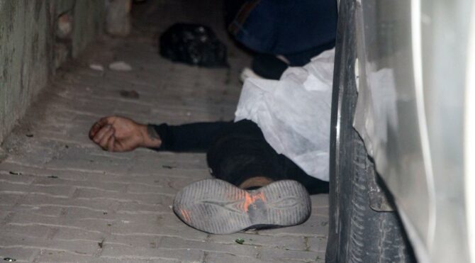 Kızlarının evlenmesini istemedikleri gencin ağabeyini öldürdüler