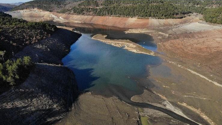 Nilüfer Barajı'nda su oranı yüzde 5'e düştü