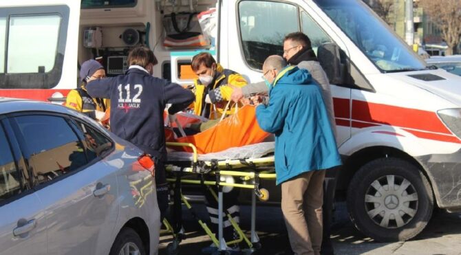 Kuşları ölen çift peş peşe felç geçirdi