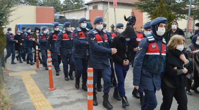 ‘Mail order’ sistemi ile 150 milyon liralık vurgun: 19 tutuklama