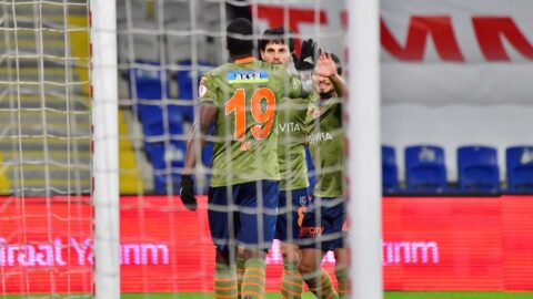 Başakşehir, Türkiye Kupası`nda Tuzlaspor`a gol yağdırdı: 1-5
