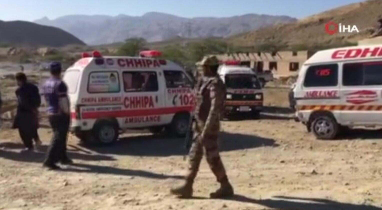 Pakistan’da madencilere silahlı saldırı: 11 ölü