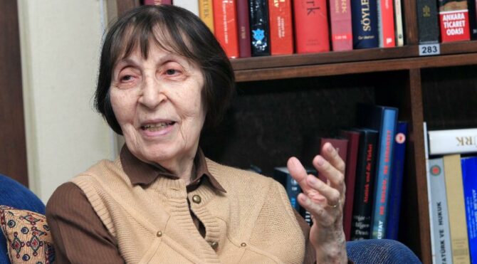 Rahşan Ecevit ölümünün 1. yıldönümünde anılıyor