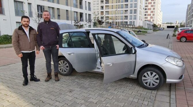 Satın aldığı aracın önü 2012 arkası 2010 model çıktı