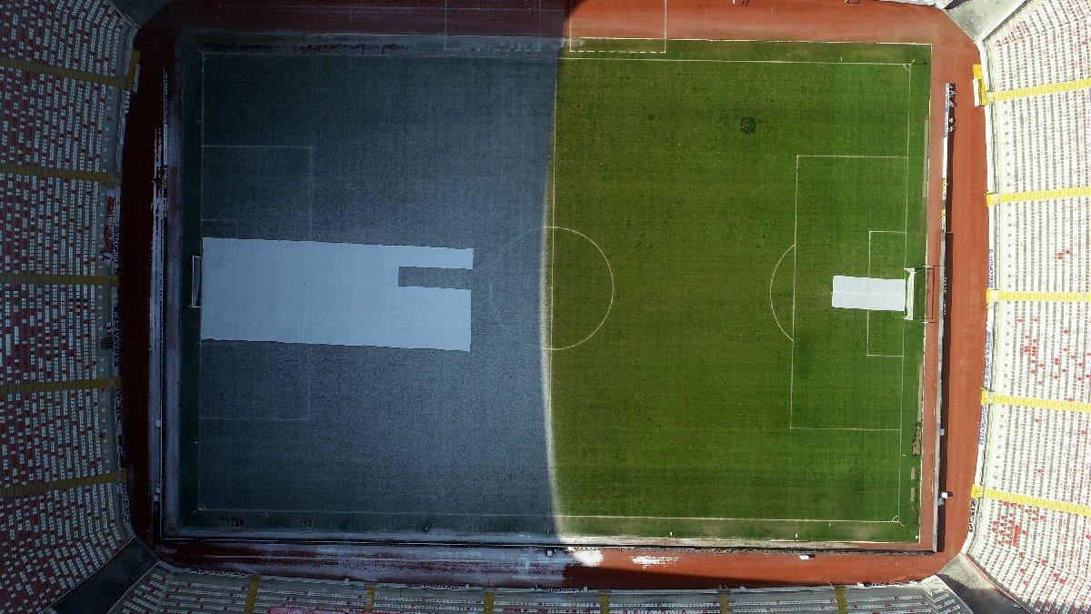 Sivasspor-Fenerbahçe maçı öncesi ilginç görüntü! Yarısı yeşil, yarısı beyaz…