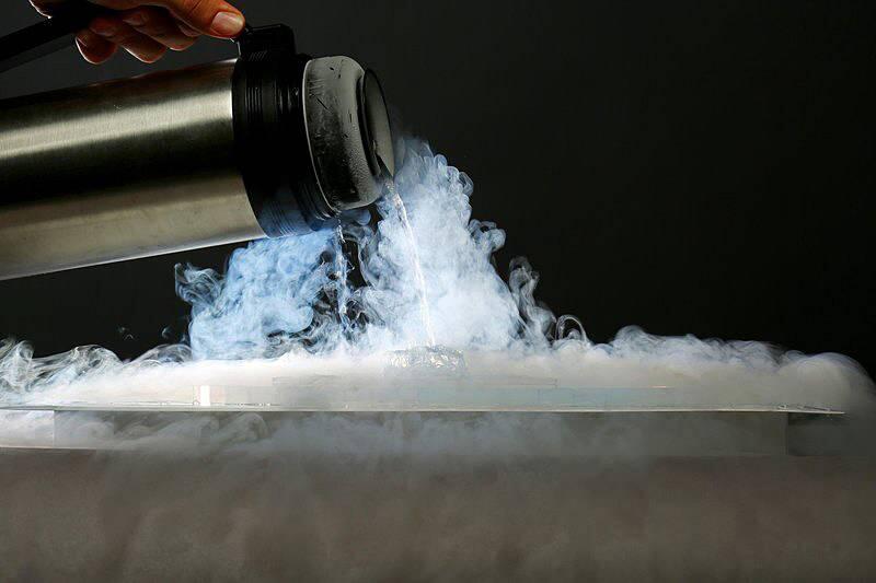 Sıvı nitrojen nedir, kaç derecedir? Sıvı nitrojen ne işe yarar?