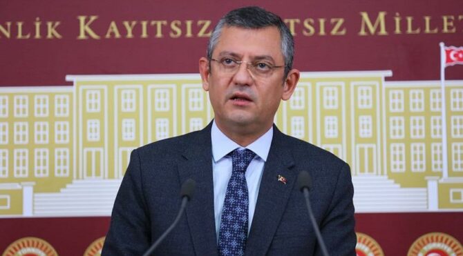Son dakika… 3 vekilin istifasıyla ilgili CHP’den açıklama