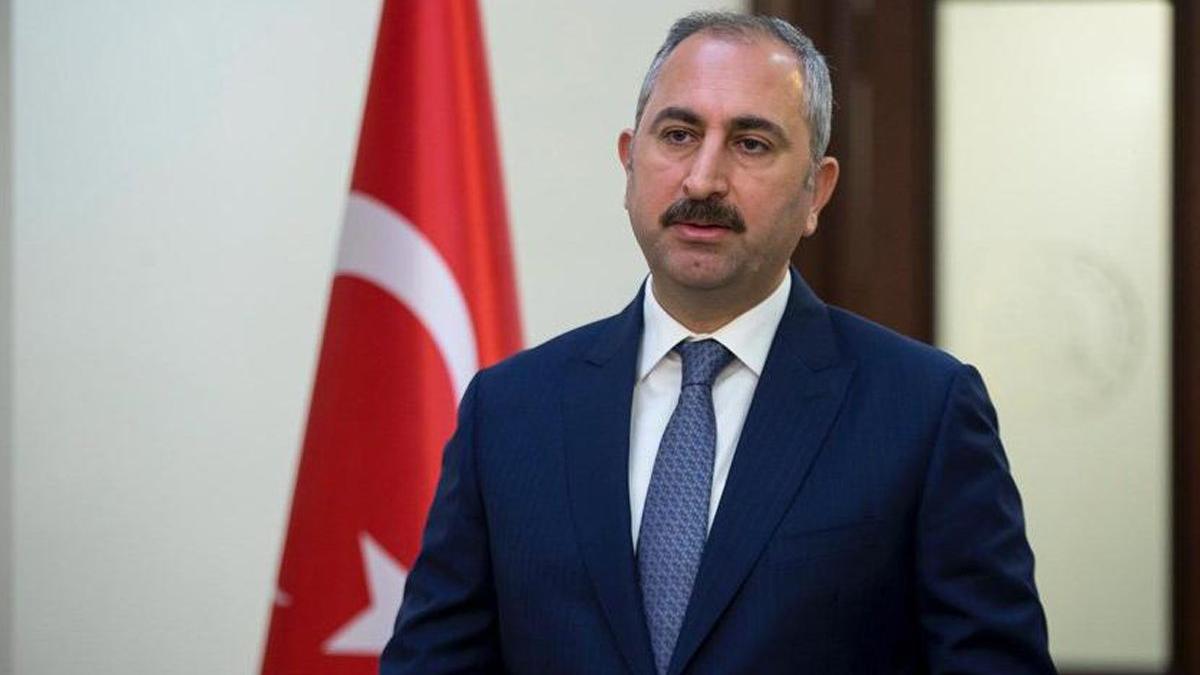 Adalet Bakanı Gül: Tutuklama siparişi verenlere sesleniyorum, Türkiye Cumhuriyeti bir hukuk devletidir