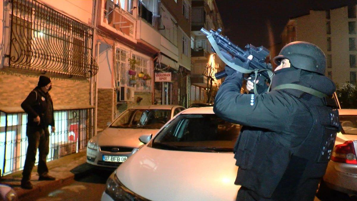 İstanbul'da IŞİD operasyonu: 16 gözaltı 