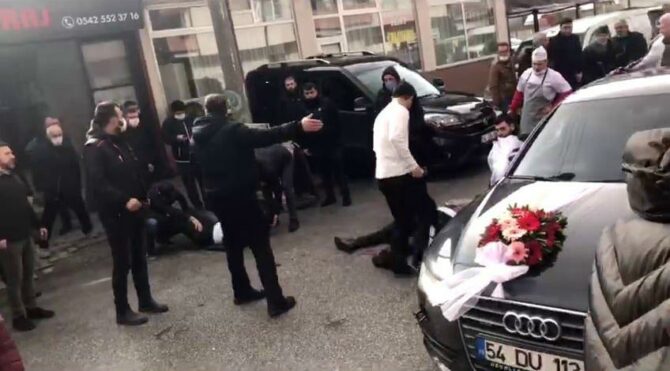 Son dakika… Hastane önünde kurşun yağdırdı: 1 ölü, 2 yaralı