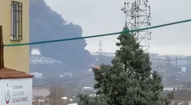 Son dakika… Tuzla’da fabrika yangını