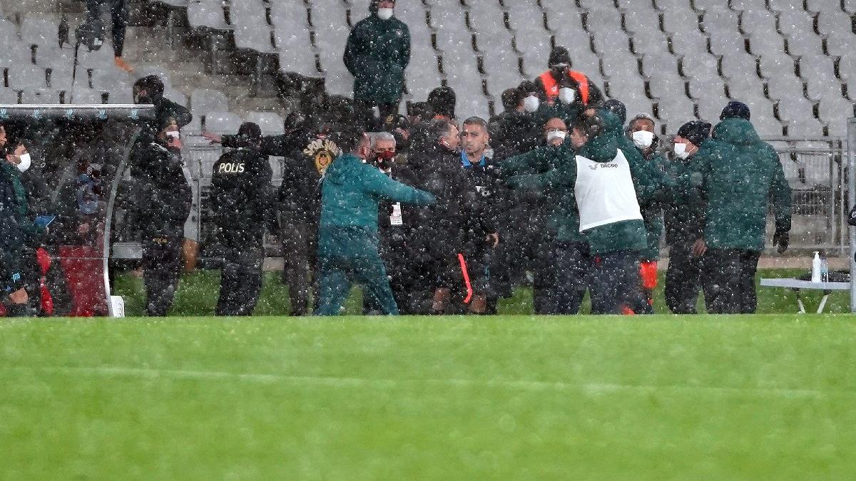 Süper Kupa Finali’nde ortalık karıştı