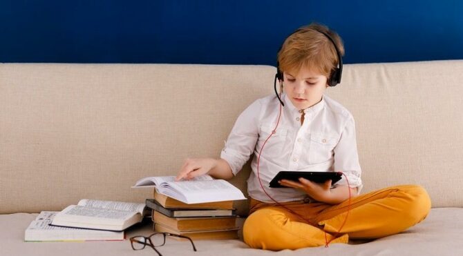 Tablet için alyansını satan anneler var