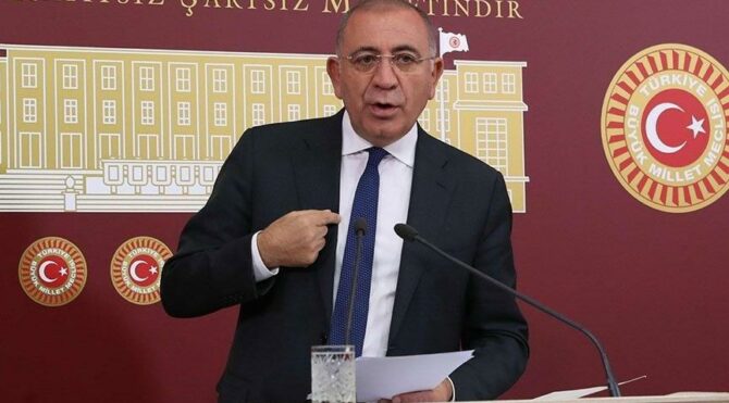 Tekin’den yayla tepkisi: Hangi Katarlı şirkete teslim edilecek, yakında anlayacağız