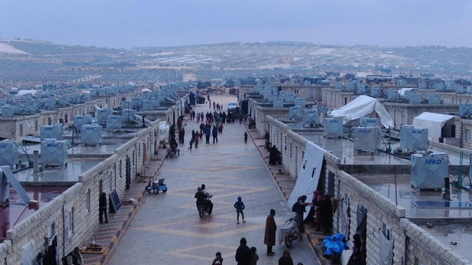 Türkiye'nin briket evleri göçmenlere umut
