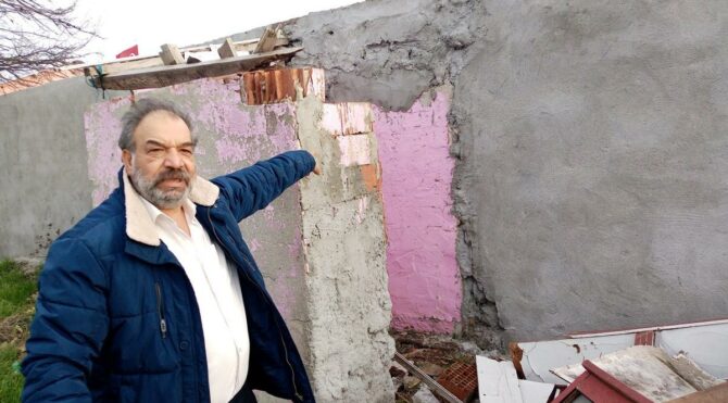 Tuvalet kapısını bile çaldılar