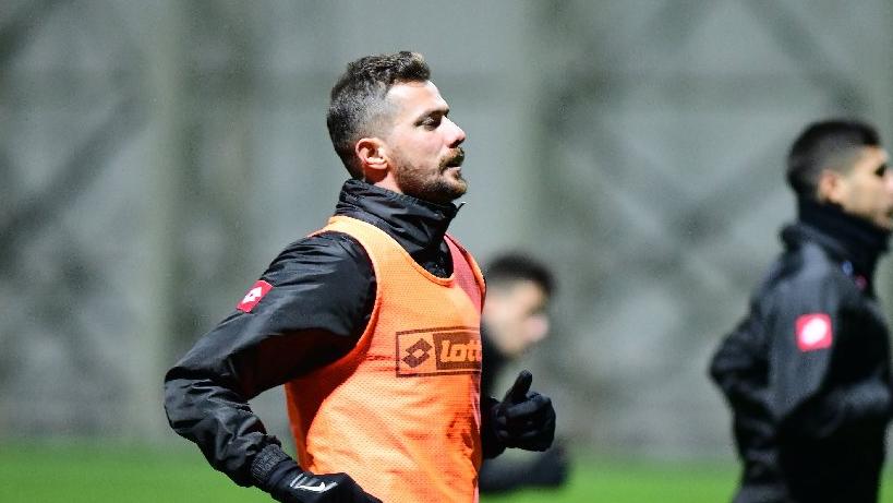 Uğur Demirok, Konyaspor’dan ayrıldı